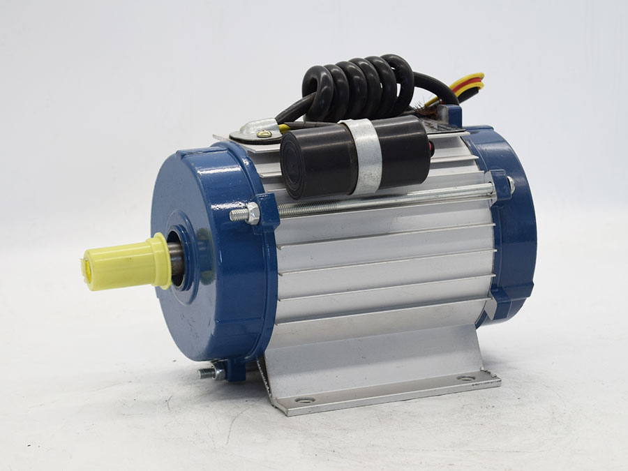 电阻起动单相异步电动机