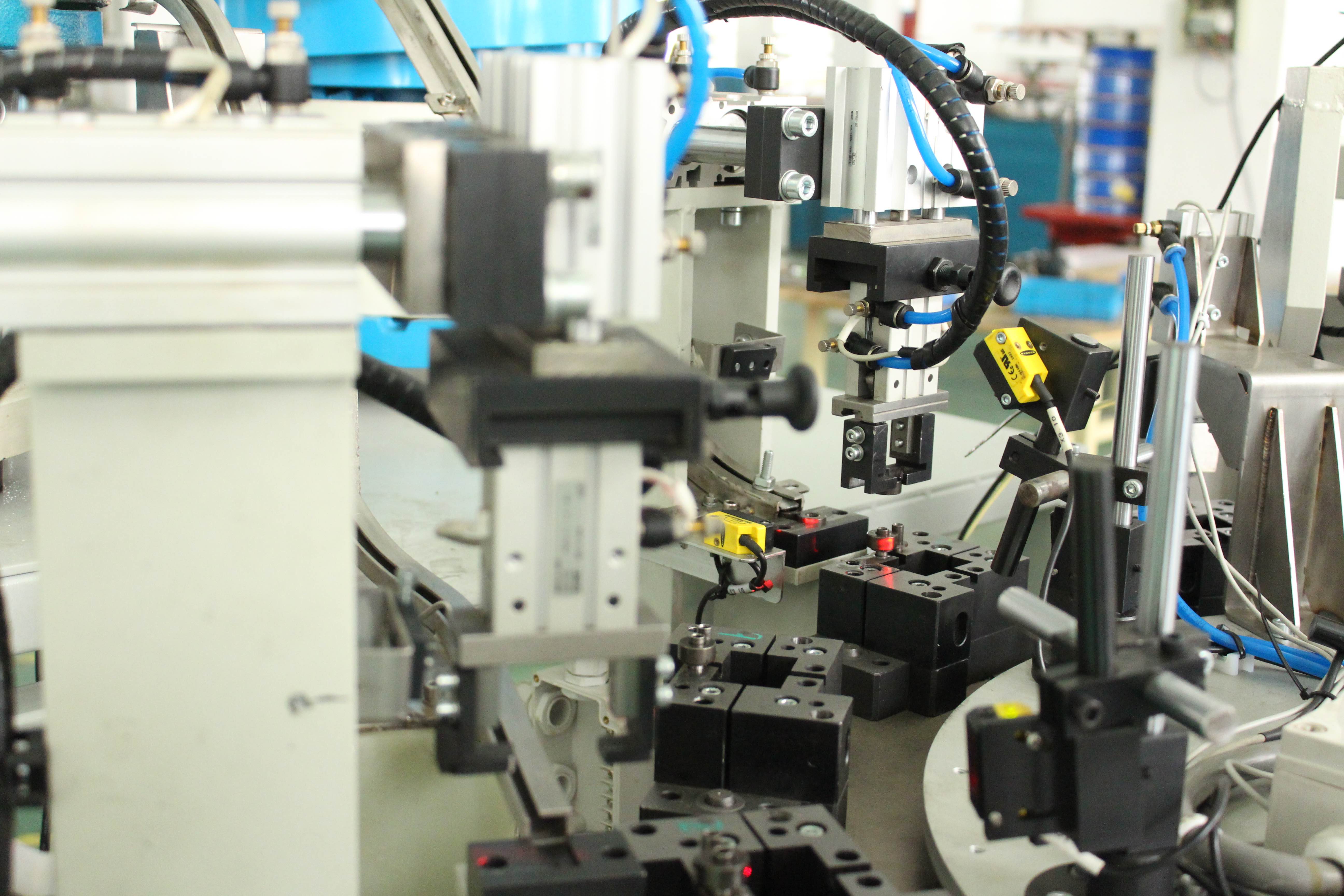 工业自动化设备